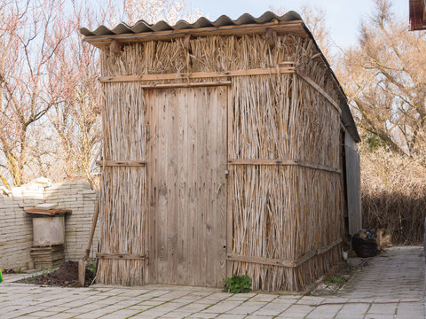 Old straw barn