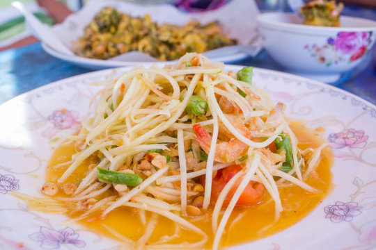 spicy papaya salad (Som Tam)