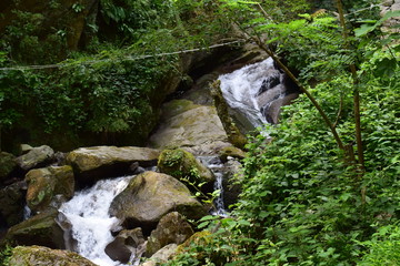 горная речушка