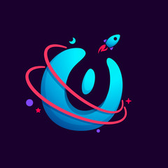Fototapeta premium Letter O logo with planet, rocket and orbits lines.