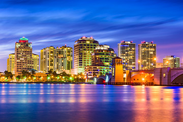 Fototapeta premium West Palm Beach Florida Skyline