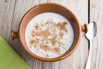 rice with milk and cinnamon