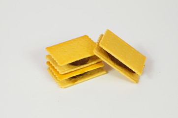 Biscuits stuffed with pineapple served with coffee or tea.