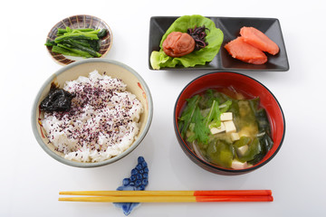 おいしそうな和風朝食