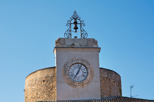 Tower of clock in Raiano