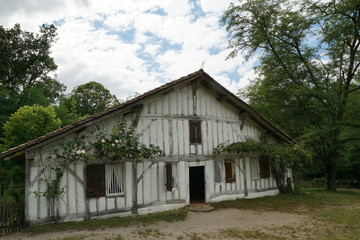 Maison du meunier - éco musée de Marquèze (sabres)