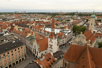 Fototapeta na wymiar Rooftop view of Munich.