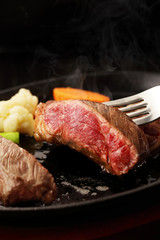 牛ロースステーキ　Beef steak