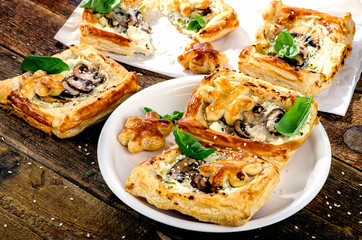Puff pastry Mushroom tarts