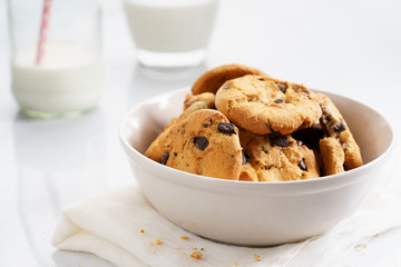 chocolate chip cookies