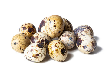Obraz premium Quail eggs are isolated on a white background