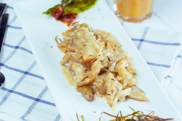 Creamy White Wine and Mushroom Sauce