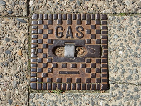 Gas, Gasnetz, Kanaldeckel, Straßeneinbau