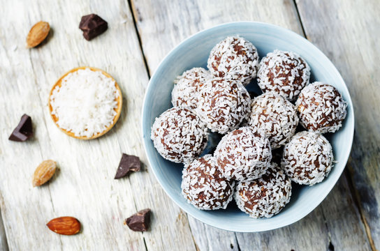 Raw Vegan Almond Butter Coconut Chocolate Balls