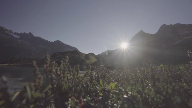 Sonnenaufgang in der Schweizer Bergwelt Sustenpass Region RAW SLog3 100Mbit/s 24p