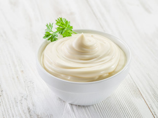 Natural mayonnaise ingredients and the sauce itself.