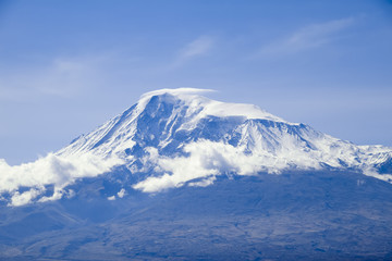 Fototapeta na wymiar The top of Mount Ararat