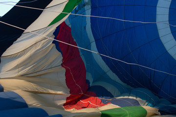 Obraz premium Closeup view inside of a hot air balloon