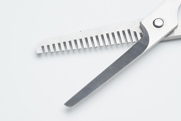 thinning scissors