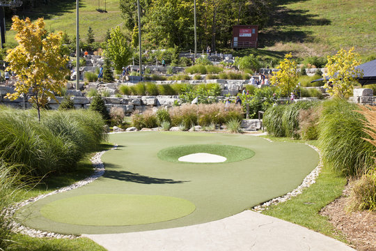outdoor mini putt golf course for family activity and fun entertainment