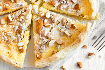 pie with nuts, seeds and mascarpone