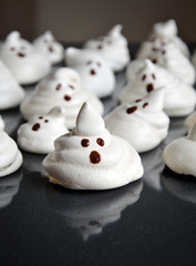 Funny meringue ghosts for Halloween party