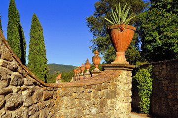 Chianti - Idyllischer Mauerschmuck