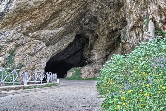 Sardegna. Grotta di San Giovanni a Domusnovas