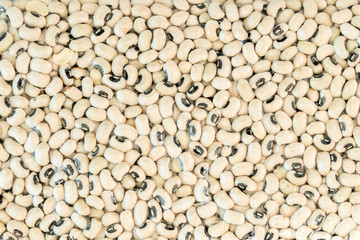 ビニールに入ったブラックアイビーンズ