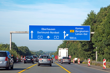 Autobahntafel auf BAB 2, Höhe Bergkamen