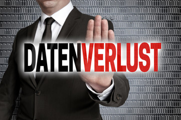 datenverlust mit matrix wird von Geschäftsmann gezeigt