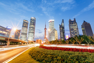 Fototapeta premium Shanghai Lujiazui business district beautiful cityscape at dusk,China