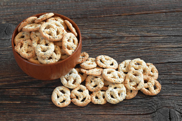 Pretzels with cheese and seed