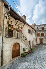 Fototapeta na wymiar Castel del Monte, old rural village in L'Aquila Province, Abruzzo (Italy)