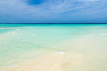 Fototapeta na wymiar tropical beach in Maldives