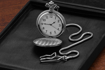 Rel&oacute;gio de bolso vintage