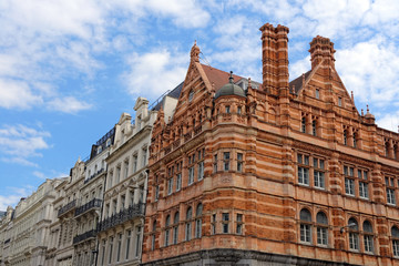 Fototapeta na wymiar Buildings on Ludgate Hill in the City of London, UK.