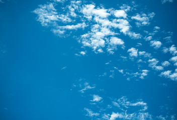 Fototapeta na wymiar blue sky and cloud with background