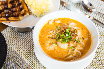 authentic singaporean laksa