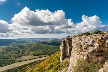 Naklejka premium Mountain landscape with a beautiful sky.