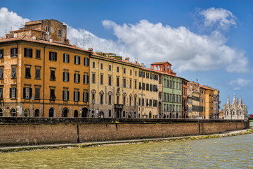 Pisa, Arnoufer