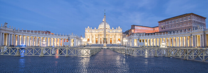 Fototapeta na wymiar Piazza San Pietro, Vatican, Rome, Italy
