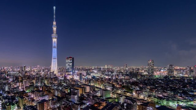 Tokyo, Japan skyline time lapse at the Skytree.
