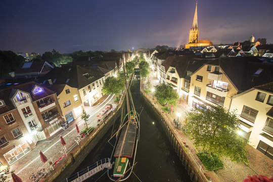 Buxtehude at night