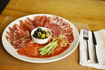 мясная нарезка