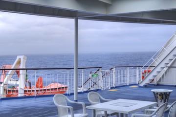 フェリー　デッキ