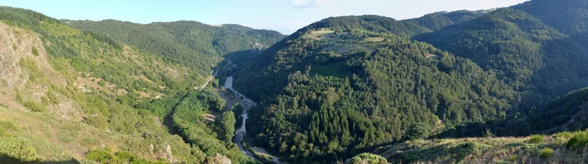 Tableaux ronds sur plexiglas Colline Gorges de l'Allier à Alleyras - Auvergne