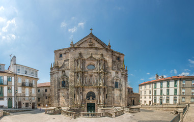 Monasterio e Iglesia de San Martiño Pinario e Praza de San Martiño de Santiago de Compostela