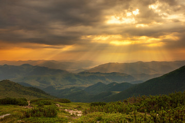 Obraz premium Sunset in mountains