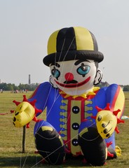 Clown als Drachenfigur